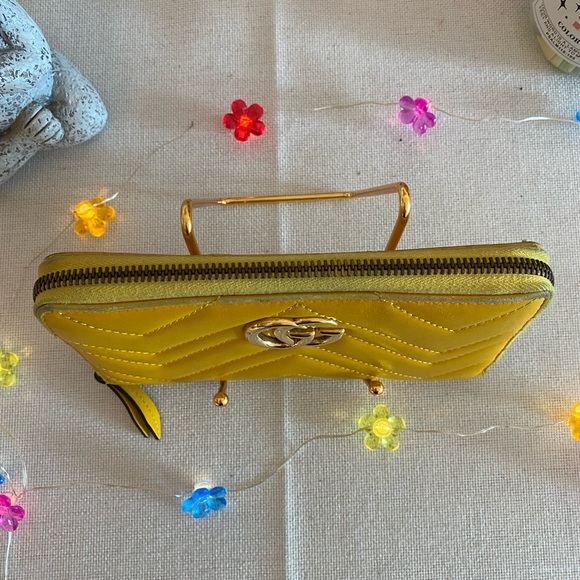 Gucci yellow quilted chevron maramont double GG hardware EUC $150 7.6x4 inches. - Picture 2 of 11